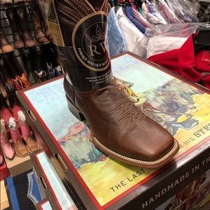 Meet your Posher, Oscar